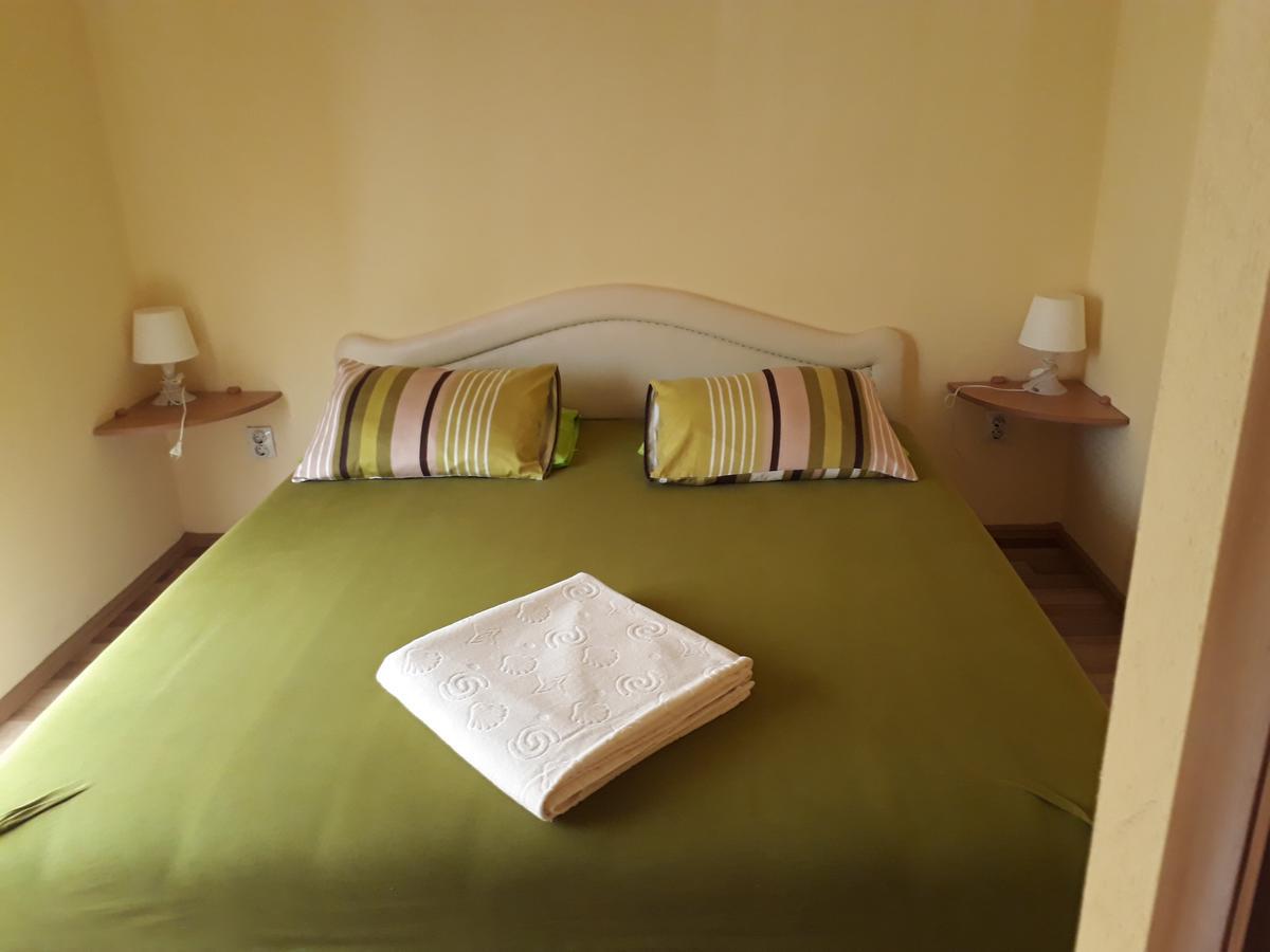 Petrovic Apartmani Тиват Экстерьер фото
